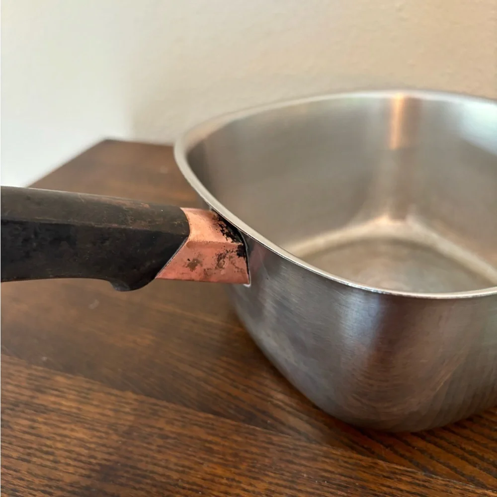 1950’s vintage Bridgeport Brass Co. square skillet and lid set.